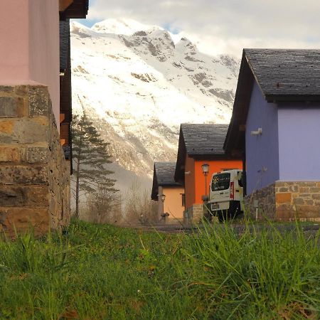 Hotel Camping Pineta Bielsa Exterior foto