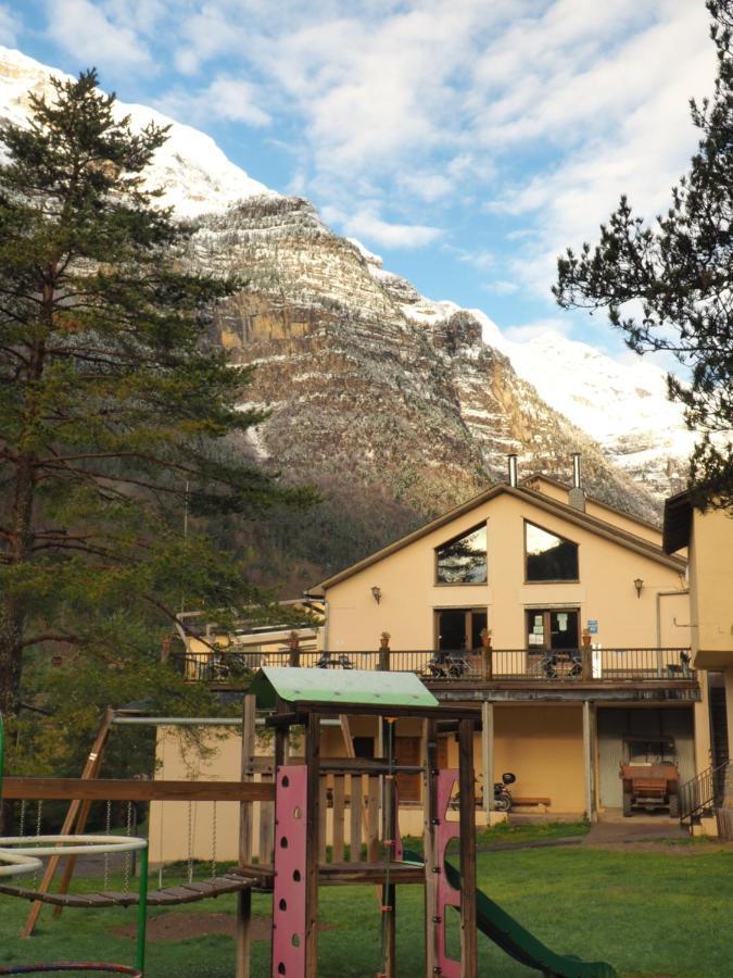 Hotel Camping Pineta Bielsa Exterior foto
