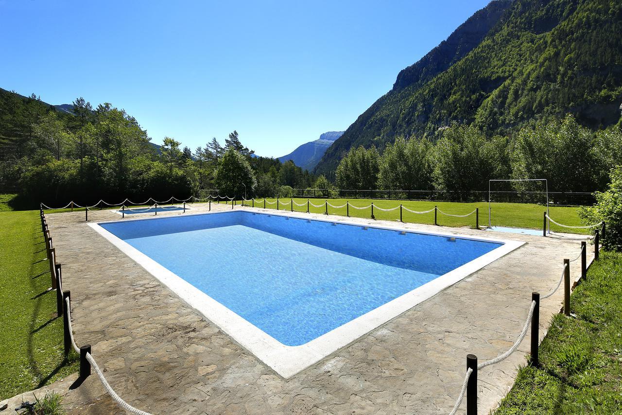 Hotel Camping Pineta Bielsa Exterior foto