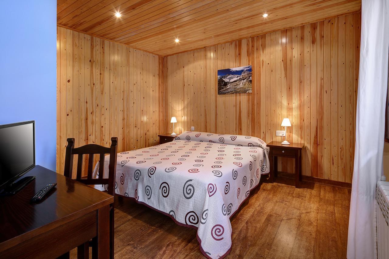 Hotel Camping Pineta Bielsa Exterior foto